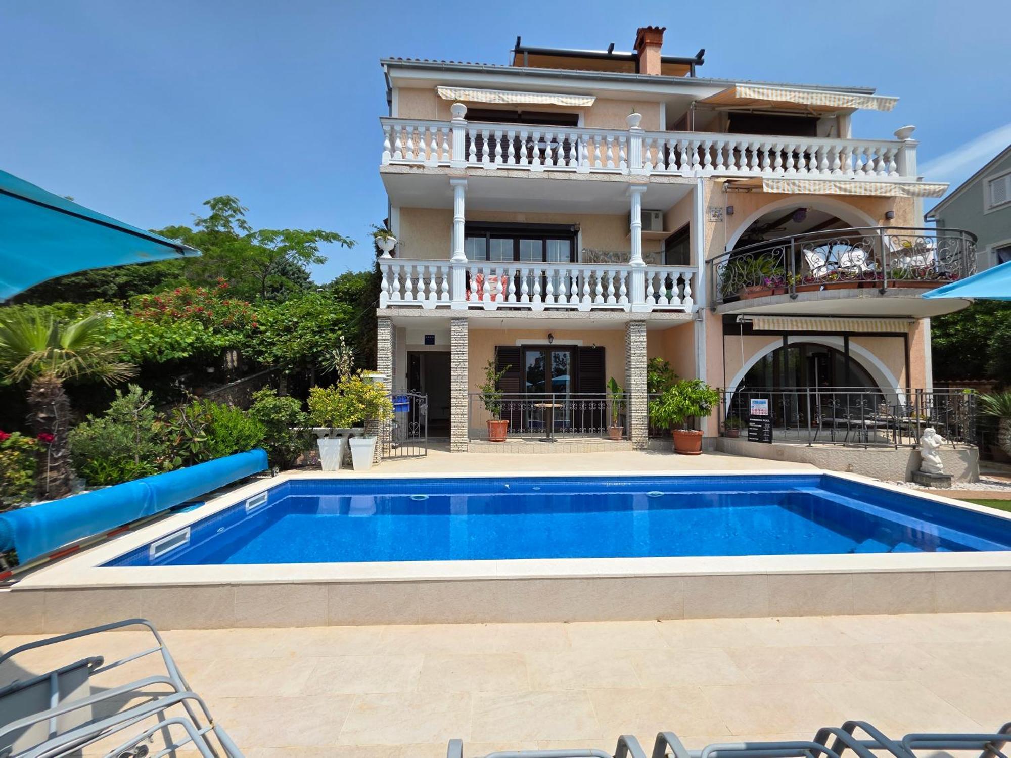 Apartments Villa Vera Novi Vinodolski Exterior foto